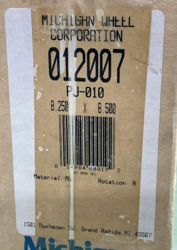 Michigan 012007 Alum. RH Propeller 3 Blade 8.25" x 8.5" New Genuine