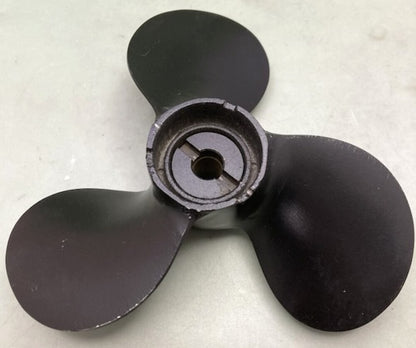 Michigan 012007 Alum. RH Propeller 3 Blade 8.25" x 8.5" New Genuine