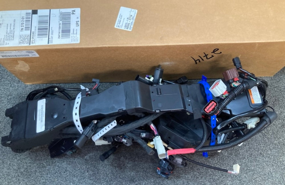 Harley Davidson 69201127A HARNESS WIRE MAIN FLTRX New Genuine