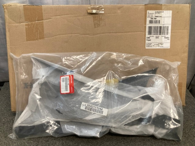 Honda 0SR90-HL4-19R2 LOWER OPS CVR (L&R) New Genuine
