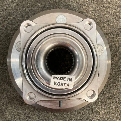 General Motors 19206600 Rear Wheel Hub & Bearing Assy w/ Wheel Studs New Genuine