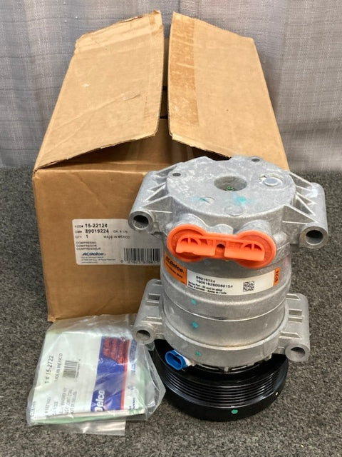 AC Delco GM 15-22124 Air Conditioning Compressor 89019224 New Genuine