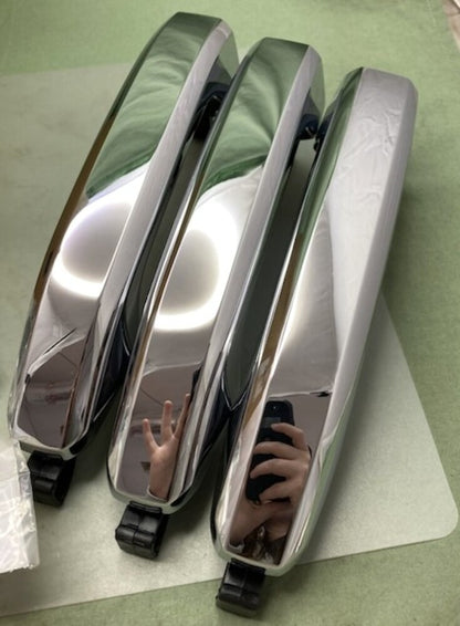 GM 22940647 Chrome Door Handle Set New Genuine Incomplete Set