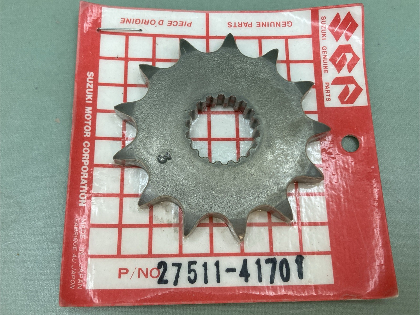 NEW GENUINE SUZUKI 27511-41701 Sprocket