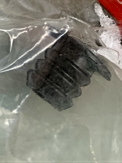 NEW GENUINE SUZUKI 09250-09001 Cap