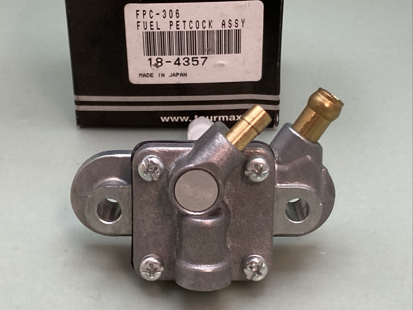 NEW GENUINE TOUR MAX 18-4357 FUEL PETCOCK ASSY