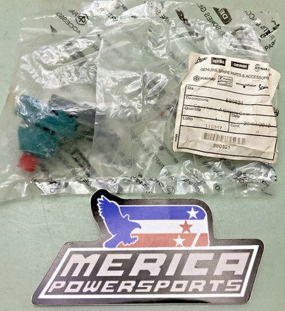 NEW APRILIA DERBI PIAGGIO VESPA  APE GILERA SCARABEO 580621 IGNITION KEY SWITCH