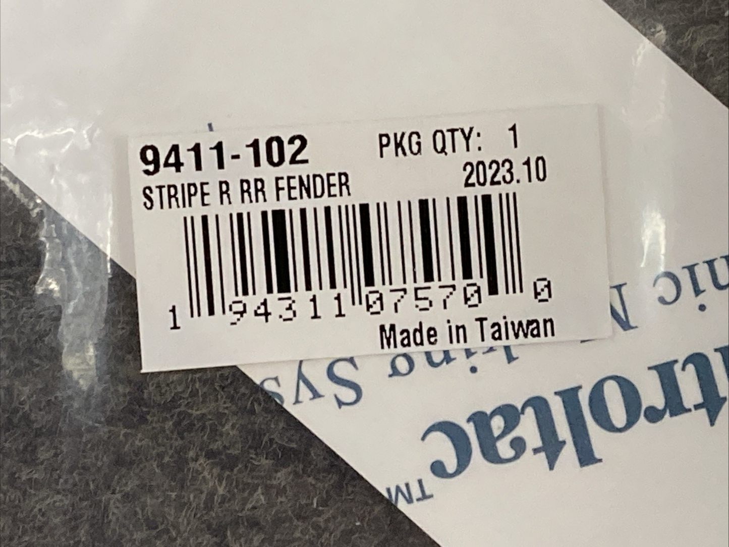 NEW REPLACES ARCTIC 9411-102 Decal, Fender - Rear - Right