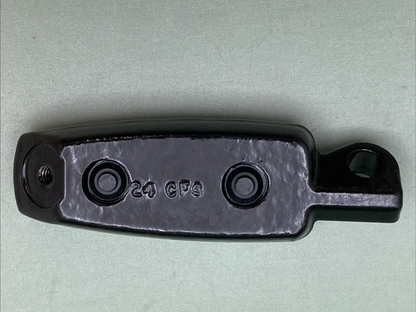 NEW GENUINE HARLEY DAVIDSON 33134-07CAZ FOOTPEG ASY, RH