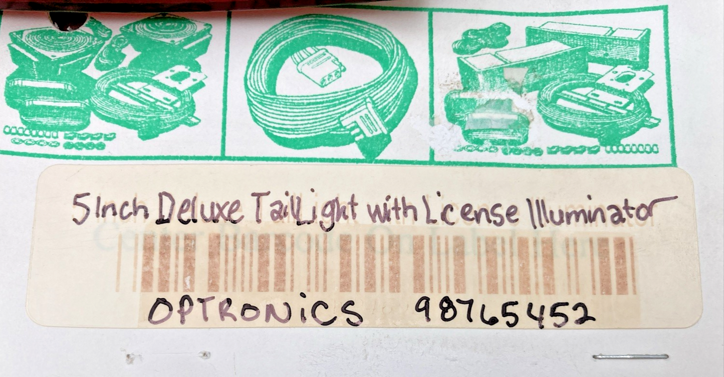 NEW  GENUINE OPTRONICES 98765452 5" DELUXE TAILLIGHT WITH LICENSE ILLUMINATOR