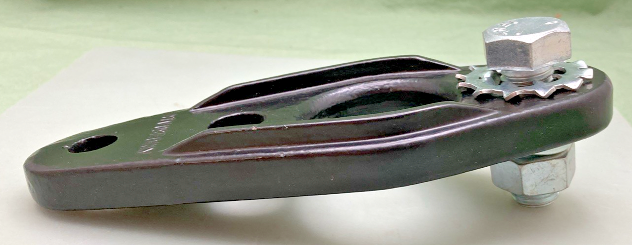 NEW  REPLACES MOOSE UTILITY DIVISION A759 THREE WAY CAST HITCH