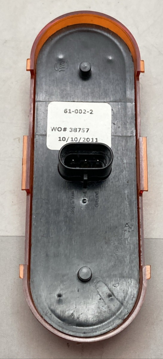 NEW GENUINE JOHN DEERE T246236 REAR TURN SIGNAL AMBER