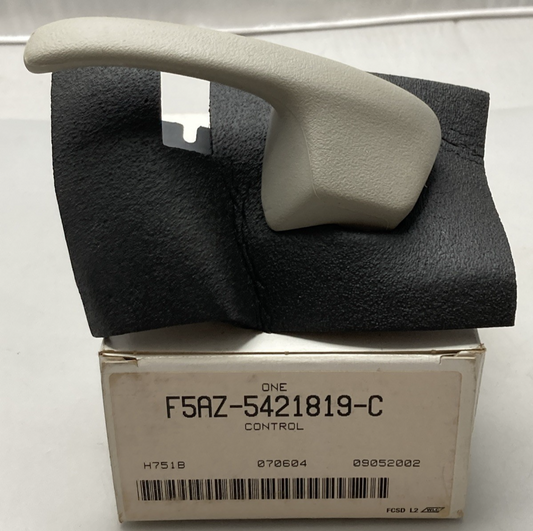 NEW GENUINE FORD F5AZ-5421819-C INTERIOR DOOR HANDLE