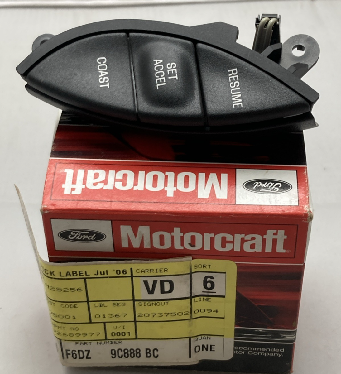 NEW GENUINE FORD F6DZ-9C888-BC CRUISE CONTROL SWITCH