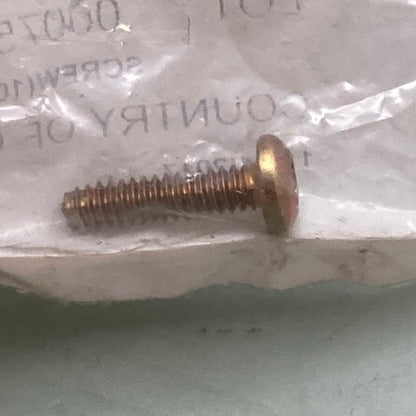 QTY 4 Polaris 7512018 SCREW New Genuine