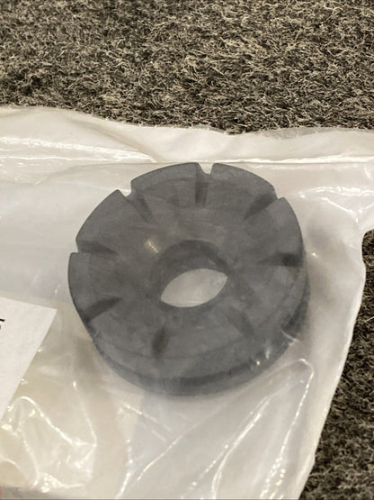 NEW GENUINE ARCTIC 1423-066 GROMMET-SEAT