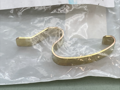QTY 4 NEW GENUINE ARCTIC 1423-443 CLIP SPRING