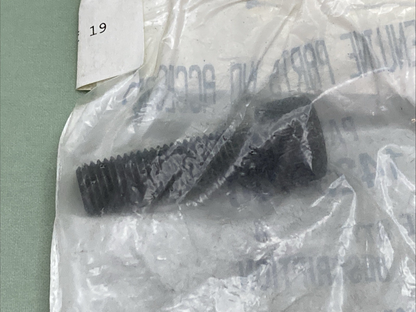 QTY 4 NEW GENUINE ARCTIC 1423-140 Screw, Cap - Hsh M10 X 1.25 X 35