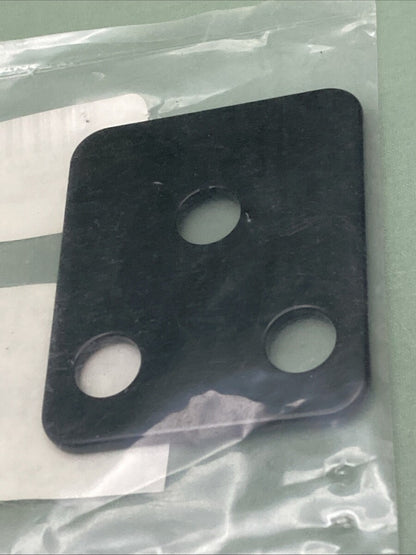 QTY 2 NEW GENUINE ARCTIC H649789G0390 PLATE, DOOR-HINGE-BLACK