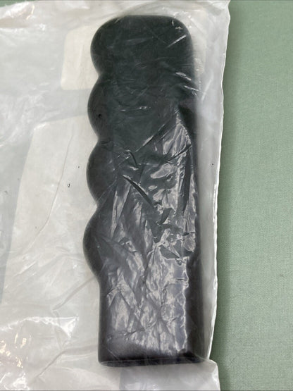 NEW GENUINE ARCTIC H648236 GRIP, DOOR ACTUATOR