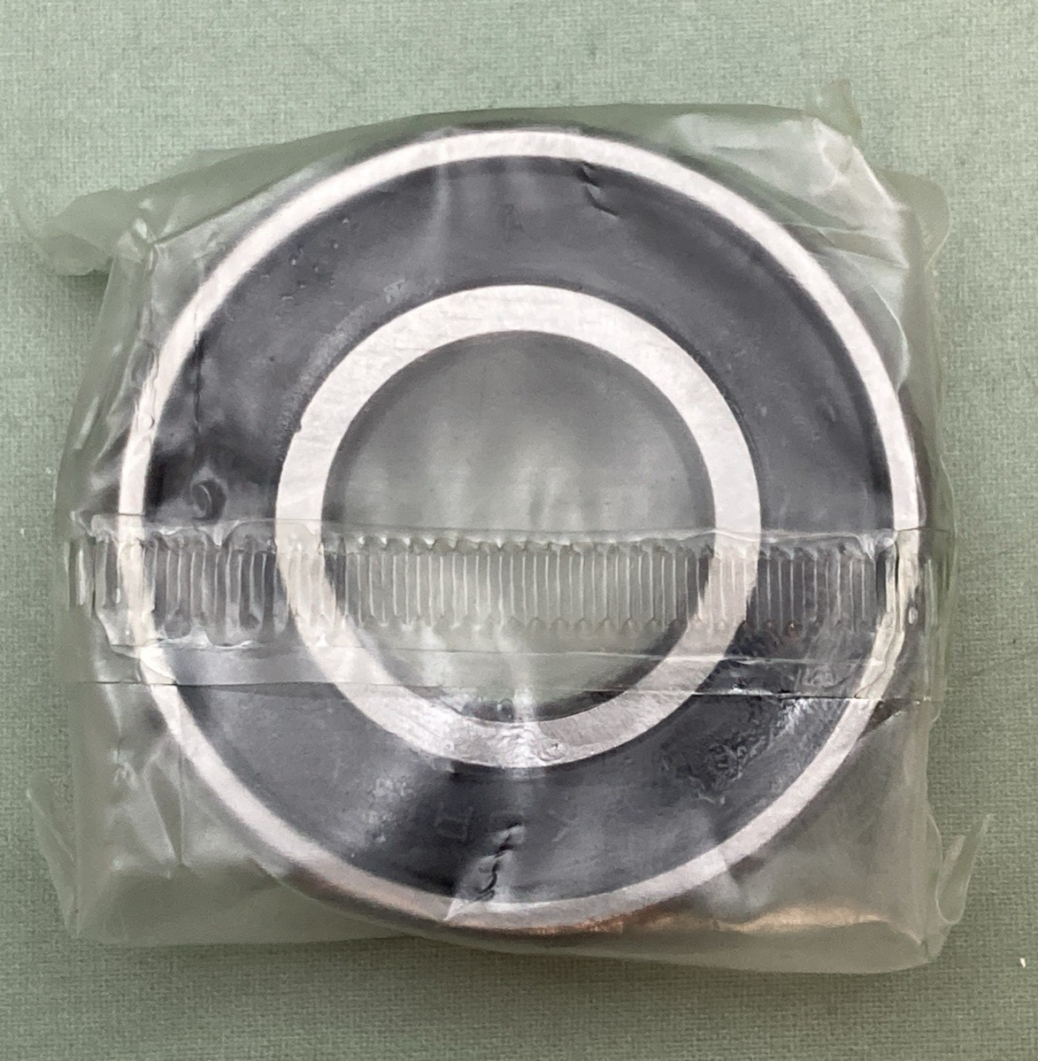 NEW GENUINE KBC 6204DD BEARING C3G14
