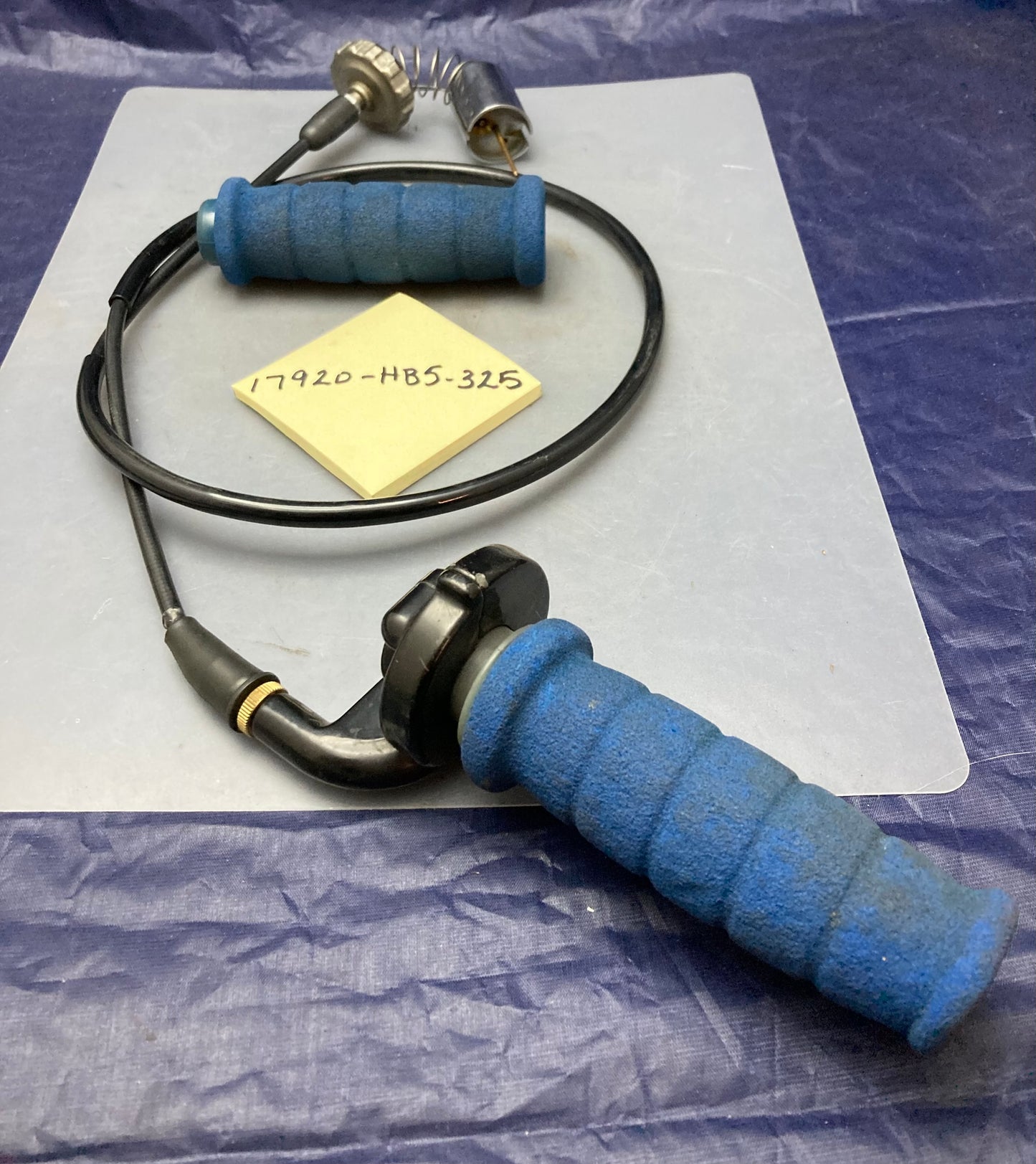 Replaces Honda 17920-HB5-325 Throttle Cable/Carburetor Throttle Valve Cover Cap