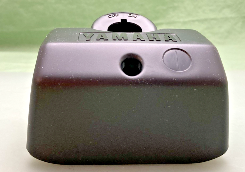 NEW GENUINE YAMAHA 2GU-26124-02 SCREW ROUND HEAD