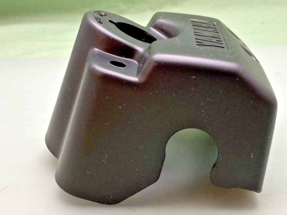 NEW GENUINE YAMAHA 2GU-26124-02 SCREW ROUND HEAD