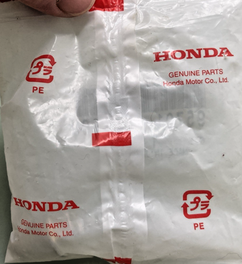 NEW GENUINE HONDA 95701-1001600 FLANGE BOLT