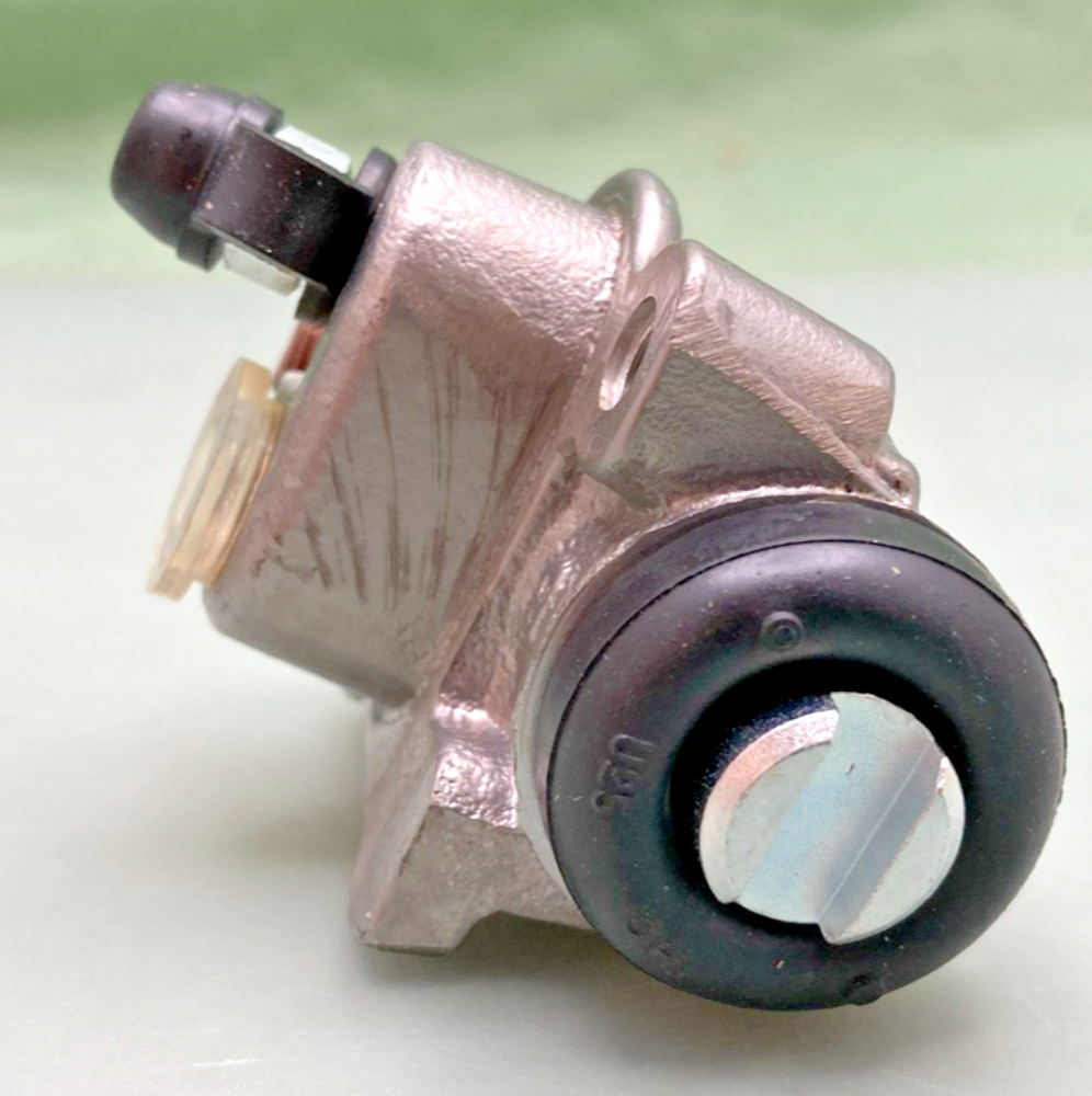 NEW GENUINE HONDA 45370-HN5-N01 BRAKE DISK CYLINDER, L. FR.