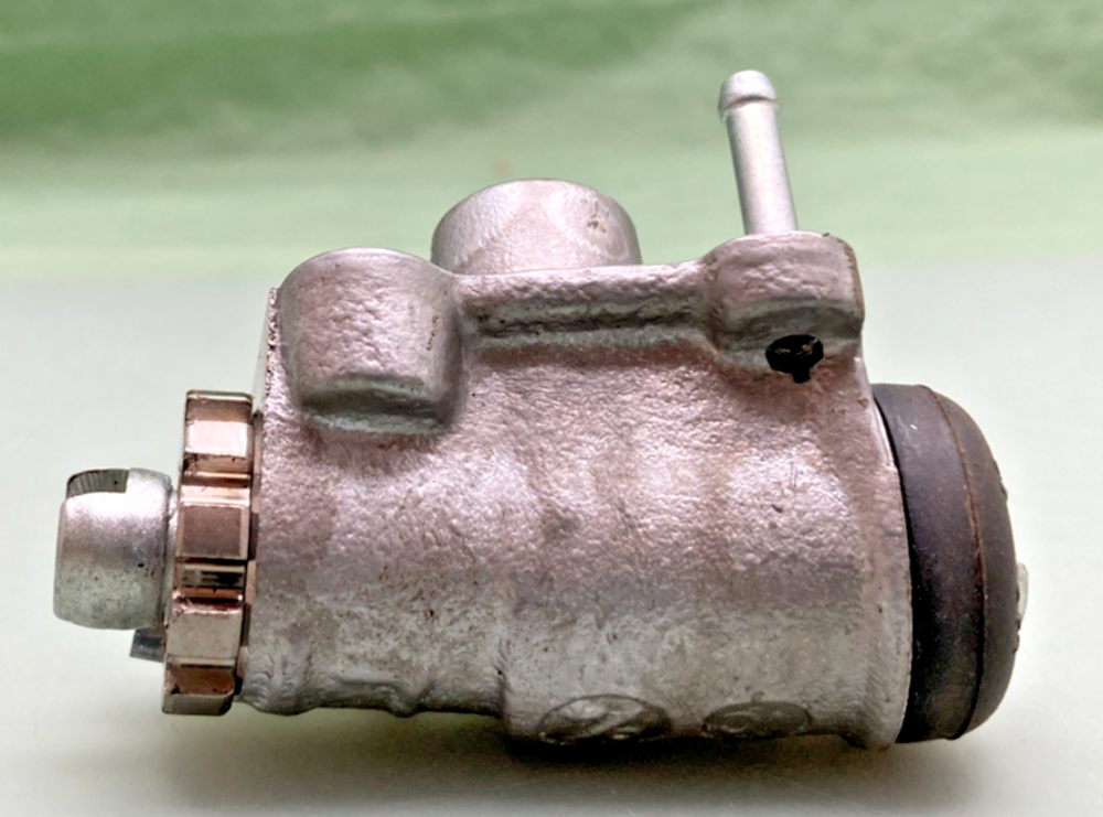 NEW GENUINE HONDA 45330-HN2-006 WHEEL CYLINDER, L. FR.