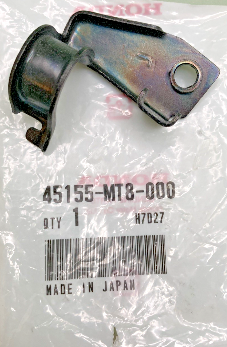 NEW GENUINE HONDA 45155-MT8-000 FRONT WHEEL COVER CLIP