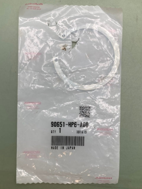 Honda 90651-HP6-A00 CIRCLIP New Genuine
