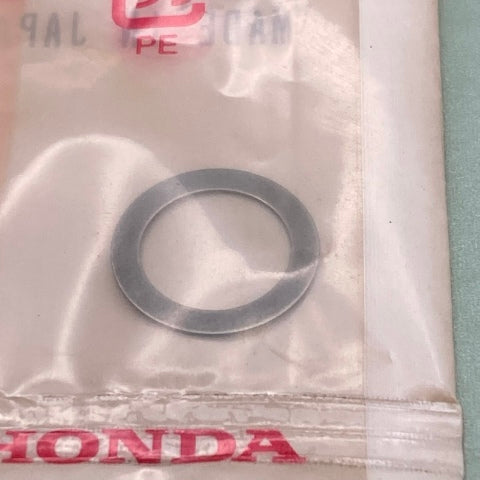 Honda 14776-107-010 VALVE SPRING SEAT New Genuine