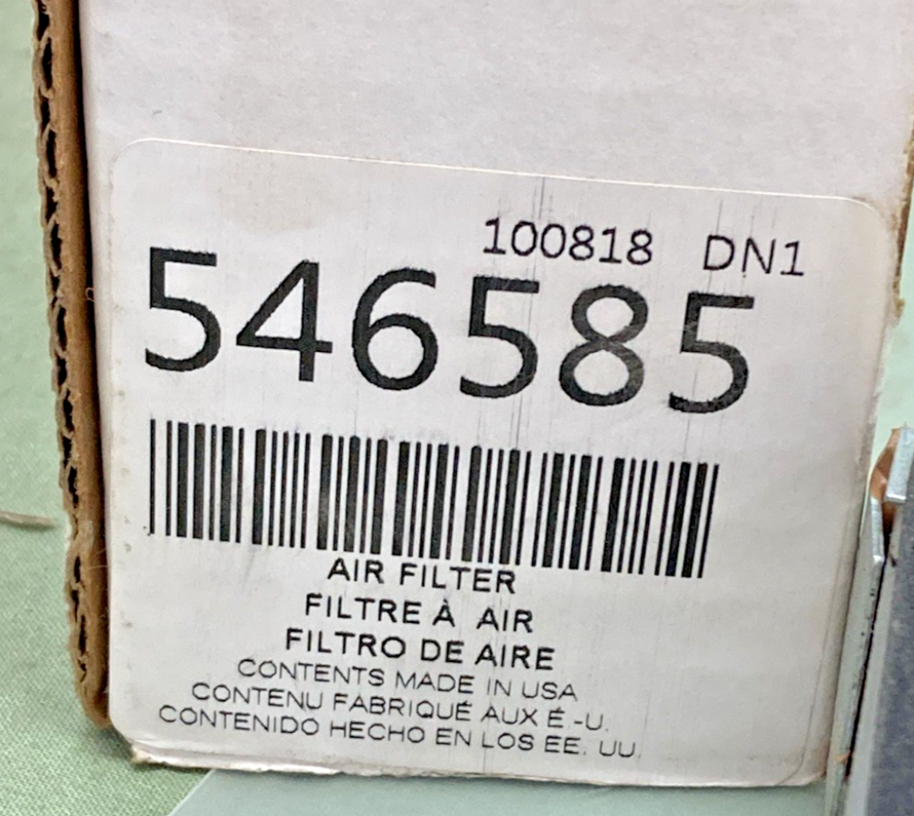 NEW GENUINE NAPA 6585 AIR FILTER