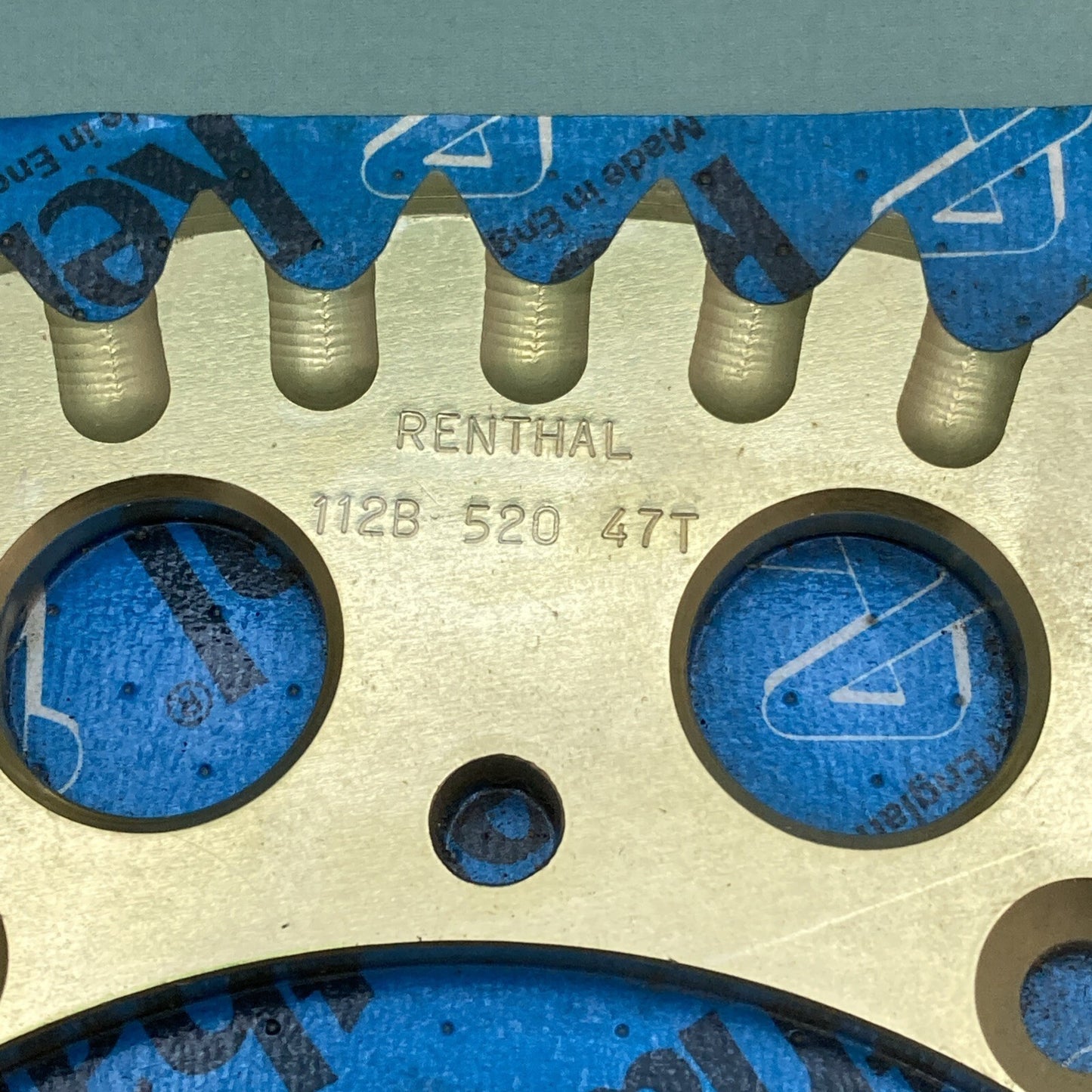 NEW GENUINE RENTHAL 112B-520-47T REAR SPROCKET