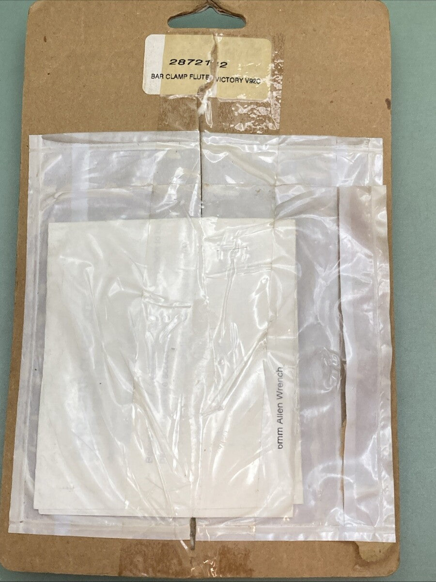 NEW GENUINE VICTORY 2872142 BAR CLAMP FLUTE V92C