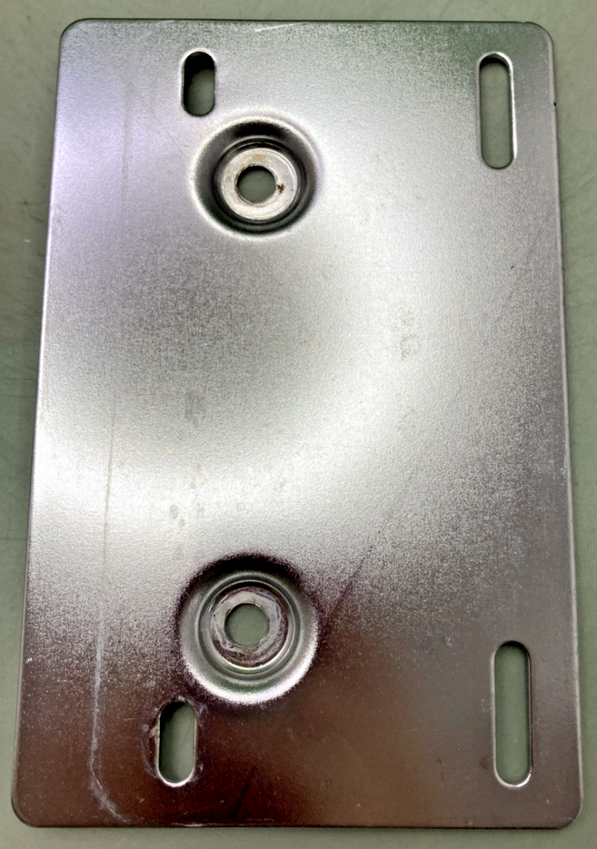 NEW REPLACES HARLEY DAVIDSON LAYBACK LICENSE PLATE MOUNT