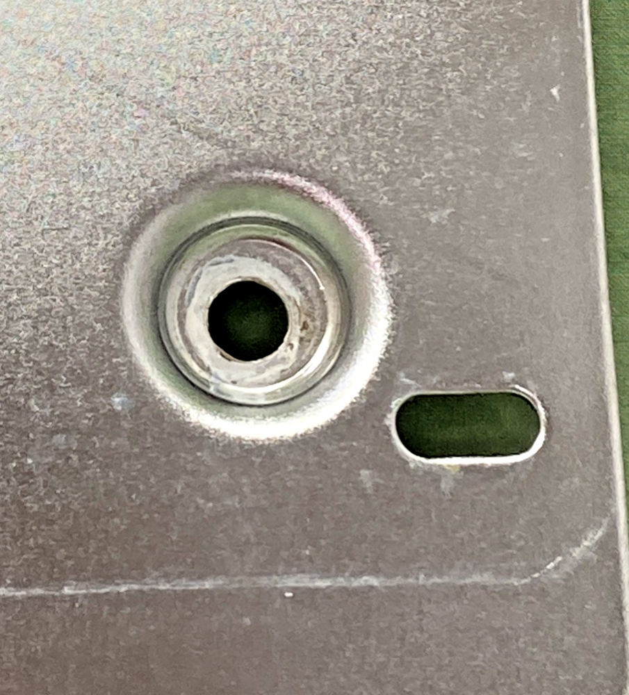 NEW REPLACES HARLEY DAVIDSON LAYBACK LICENSE PLATE MOUNT