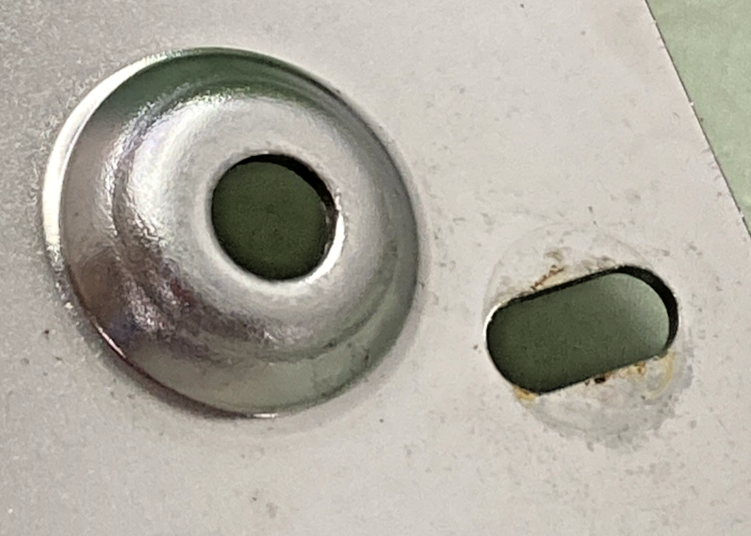 NEW REPLACES HARLEY DAVIDSON LAYBACK LICENSE PLATE MOUNT