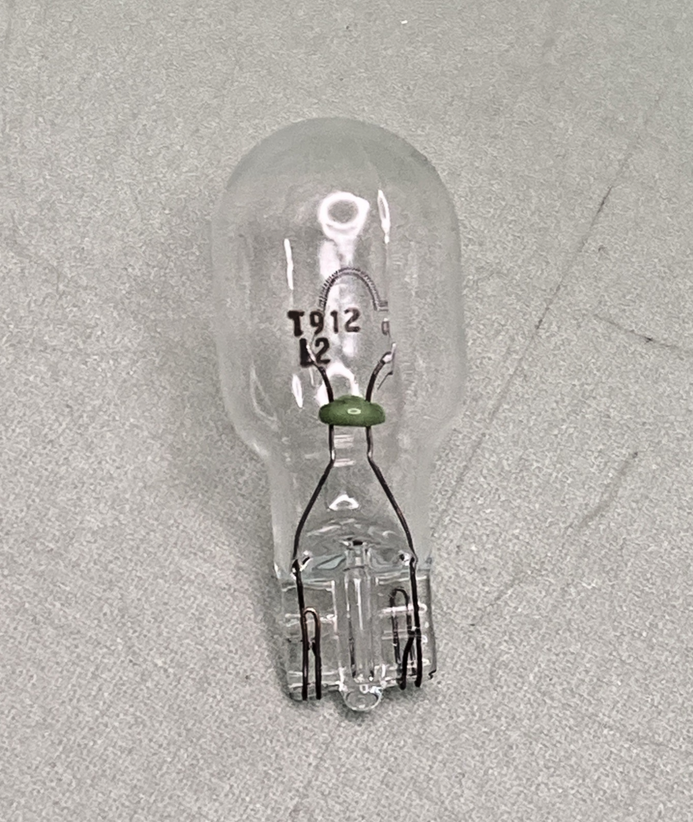 QTY 3 New Genuine Wagner Lightning 912 Miniature Lamp 13V, Automotive