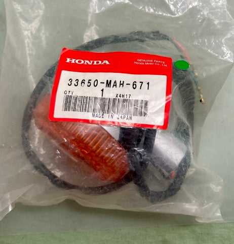Honda 33650-MAH-671 Turn, Signal, L., Rr. New Genuine