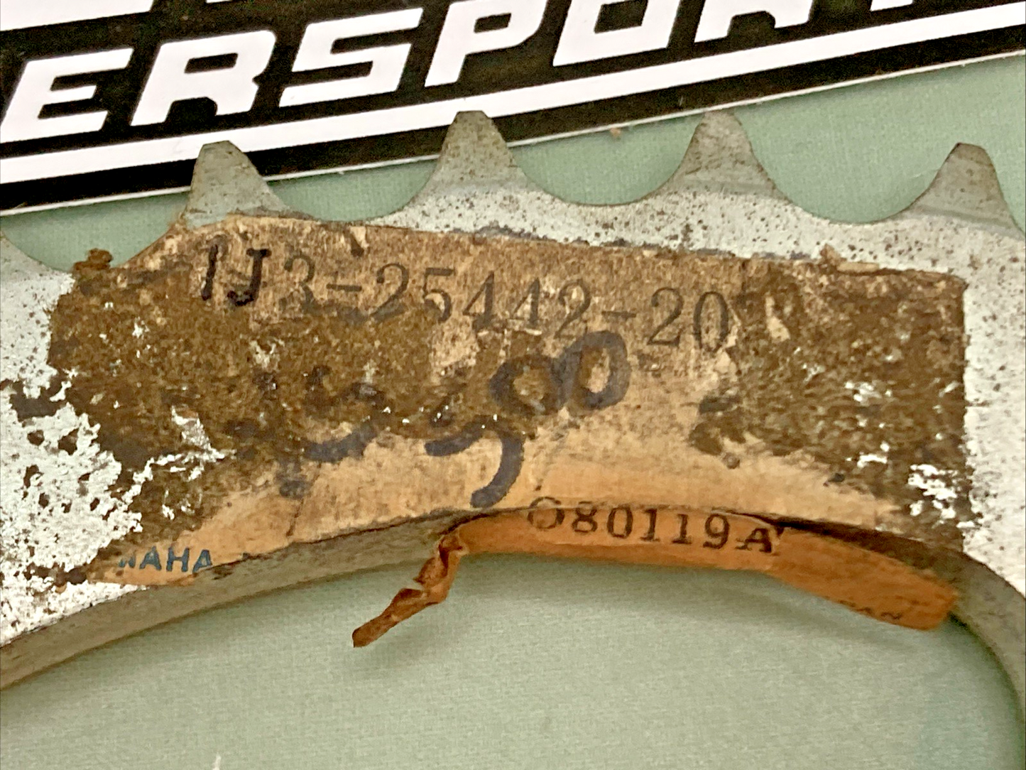 NEW GENUINE YAMAHA 1J3-25442-20 Sprocket, Drivn, 42T