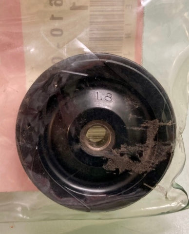 Honda 14610-086-010  Roller New Genuine