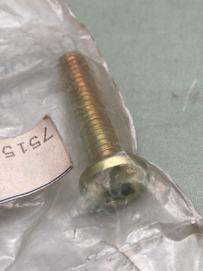 Qty 2 Polaris 7515186 Screw New Genuine