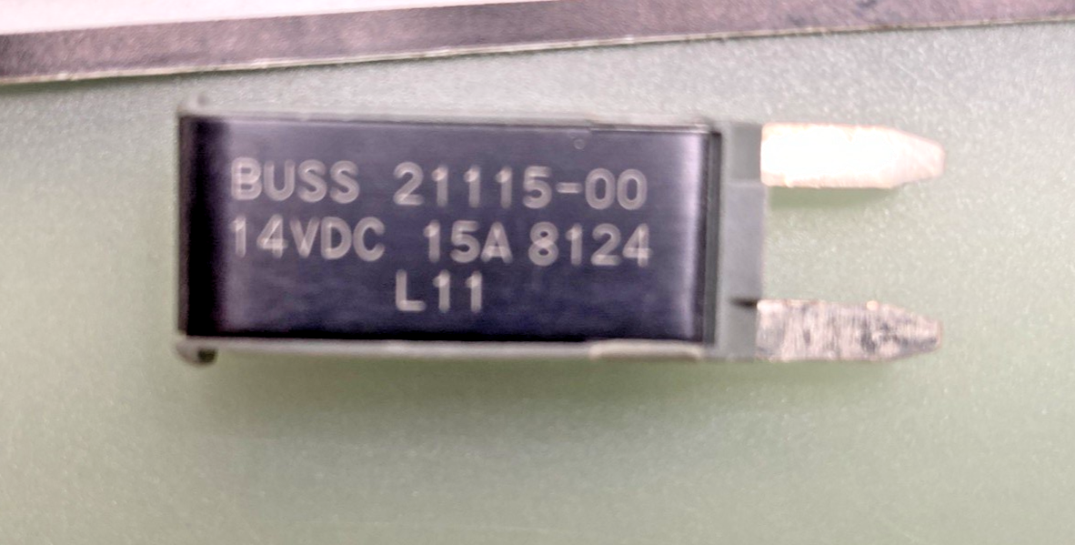 NEW REPLACES ARCTIC CAT 0430-100 CIRCUIT BREAKER, MINI-15A (FAN)