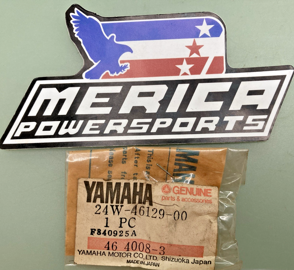 NEW GENUINE YAMAHA 24W-46129-00 Spacer, Expansion