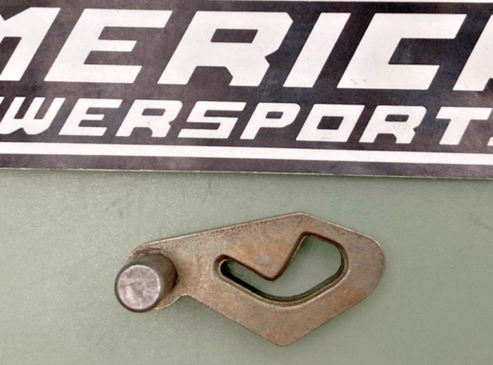 NEW GENUINE YAMAHA 3X3-15741-00 Pawl, Drive