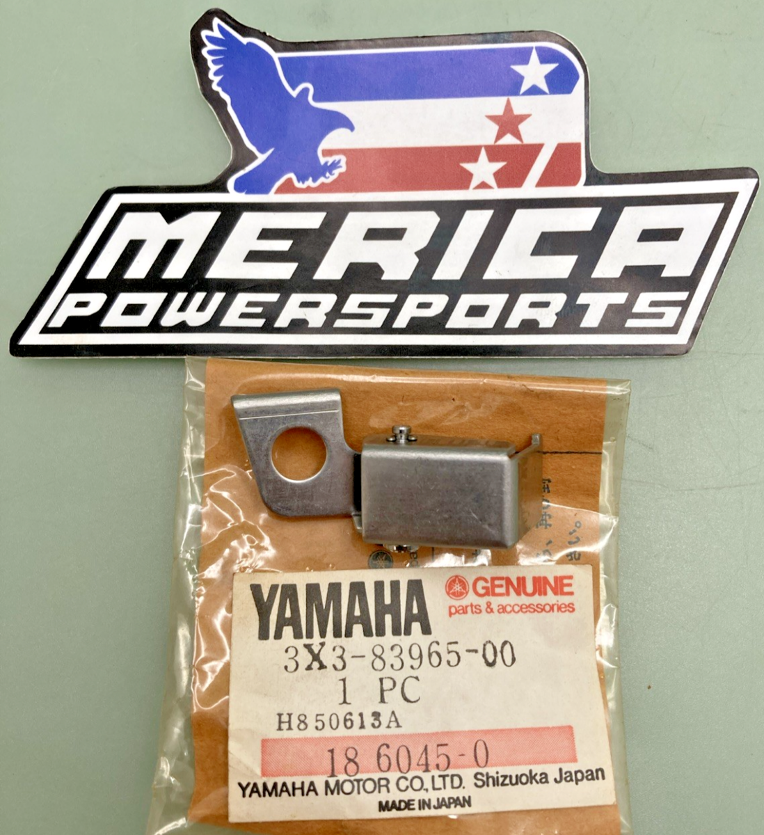 NEW GENUINE YAMAHA 3X3-83965-00 Lever, Lock