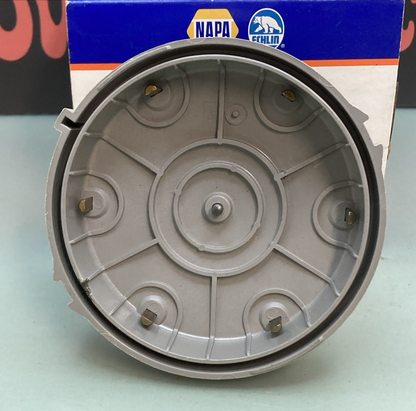 New Genuine Napa FA136 Echlin Distributor Cap